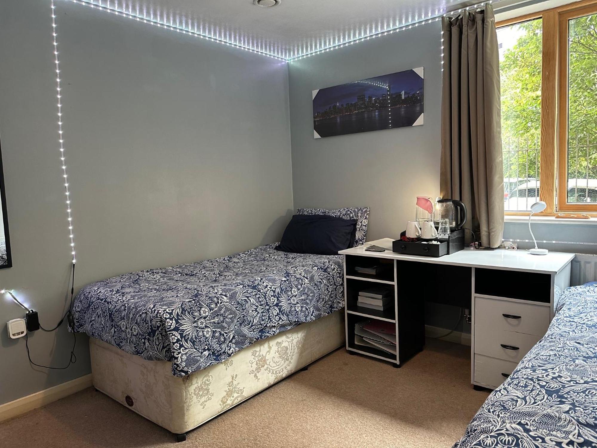 Апартаменти London Gateway Get-Away Гаунслоу Екстер'єр фото